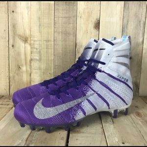 Nike Mens Vapor Untouchable Elite 3 Football Cleat
